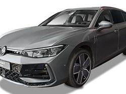 Grenadillschwarz metallic Neu 2025 VW Passat R-line Kombi | 66.580 €