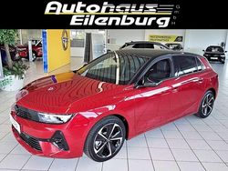 Chilirot / dach schwarz Gebraucht 2024 Opel Astra Limousine | 25.590 € (Guter Preis)