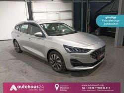 Silber Gebraucht 2024 Ford Focus Titanium Kombi | 21.330 € (Guter Preis)