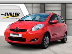 Rot Gebraucht 2011 Toyota Yaris Cool Kleinwagen | 5.900 € (Fairer Preis)