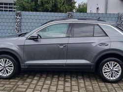 Grau Gebraucht 2022 VW T-Roc Life SUV | 26.000 € (Fairer Preis)