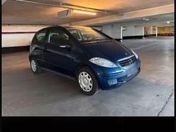 Blau Gebraucht 2005 Mercedes A170 Kleinwagen | 2.400 € (Guter Preis)