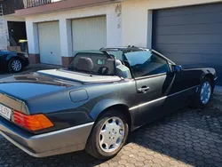 Schwarz Gebraucht 1992 Mercedes SL300 Cabrio | 19.900 €