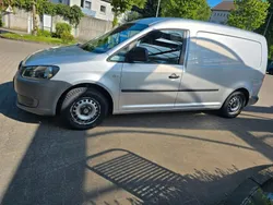 Silber Gebraucht 2013 VW Caddy Maxi Van / Kleinbus | 13.500 €