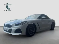 Weiß Gebraucht 2023 BMW Z4 Advantage Cabrio | 43.790 € (Teuer)