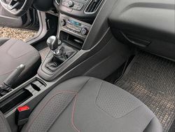 Schwarz Gebraucht 2017 Ford Focus ST-Line Kombi | 10.800 € (Fairer Preis)