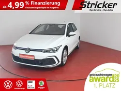 Weiß Gebraucht 2022 VW Golf VIII Limousine | 24.447 € (Guter Preis)