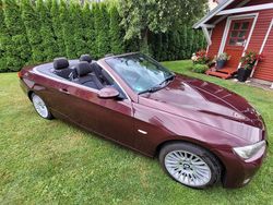 Rot Gebraucht 2009 BMW 320 Cabriolet Cabrio | 8.499 € (Guter Preis)