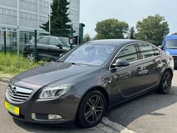 Grau Gebraucht 2009 Opel Insignia Sport Limousine | 5.900 € (Etwas zu teuer)