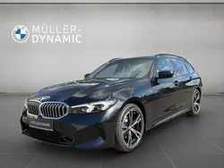 Black sapphire metallic Neu 2025 BMW 320 Comfort Edition Kombi | 57.490 € (Fairer Preis)