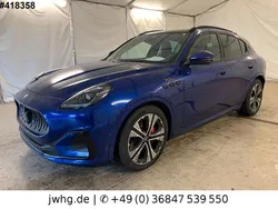 Blau Neu 2025 Maserati Grecale Folgore SUV | 84.900 €