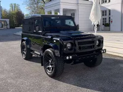 Schwarz Gebraucht 2015 Land Rover Defender Adventure SUV | 65.000 € (Fairer Preis)