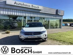 Pure white Gebraucht 2024 VW T-Roc Style SUV | 29.280 € (Guter Preis)