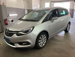 Argonsilber metallic Gebraucht 2018 Opel Zafira Tourer Innovation Van / Kleinbus | 16.990 € (Fairer Preis)