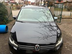 Schwarz Gebraucht 2010 VW Touran Van / Kleinbus | 5.500 € (Fairer Preis)