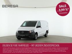 Weiß Gebraucht 2024 Mercedes Vito Van / Kleinbus | 30.916 € (Guter Preis)