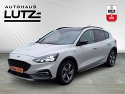 Weiß Gebraucht 2021 Ford Focus Active X Limousine | 18.930 € (Etwas zu teuer)