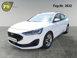 Weiß Gebraucht 2022 Ford Focus Cool & Connect Limousine | 16.980 € (Guter Preis)