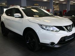 Weiß Gebraucht 2016 Nissan Qashqai 360º SUV | 13.780 € (Fairer Preis)