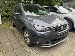 Grau Gebraucht 2025 Seat Arona FR SUV | 20.480 € (Fairer Preis)