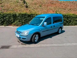 Blau Gebraucht 2006 Opel Combo Van / Kleinbus | 5.500 € (Teuer)