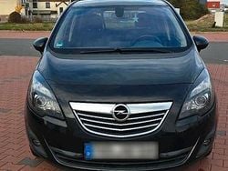 Schwarz Gebraucht 2011 Opel Meriva Van / Kleinbus | 4.300 € (Guter Preis)
