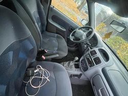 Blau Gebraucht 1999 Renault Clio II Kleinwagen | 2.000 € (Etwas zu teuer)