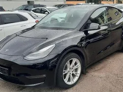 Schwarz Gebraucht 2023 Tesla Model Y Long Range SUV | 35.700 € (Guter Preis)