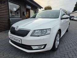 Weiß Gebraucht 2013 Skoda Octavia Elegance Kombi | 11.990 € (Fairer Preis)