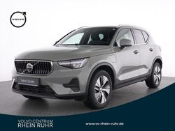 Grün sage green / metallic Gebraucht 2022 Volvo XC40 Core SUV | 29.990 € (Fairer Preis)