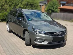 Grau Gebraucht 2021 Opel Astra Design Edition Kombi | 11.900 € (Guter Preis)