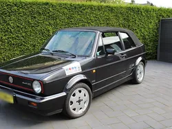 Schwarz Gebraucht 1992 VW Golf Cabriolet Cabrio | 25.000 €