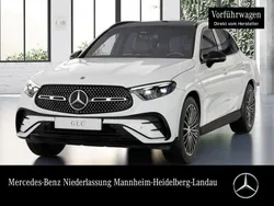 Polarweiß Gebraucht 2024 Mercedes GLC200 AMG SUV | 55.980 € (Fairer Preis)