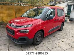 Rot Gebraucht 2019 Citroën Berlingo PureTech Van / Kleinbus | 10.900 € (Guter Preis)