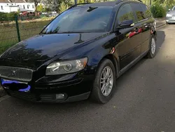 Schwarz Gebraucht 2005 Volvo V50 Momentum Kombi | 2.850 € (Guter Preis)