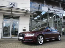 Rot Gebraucht 2015 Audi A8L Limousine | 37.990 € (Etwas zu teuer)