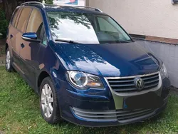 Blau Gebraucht 2010 VW Touran Freestyle Van / Kleinbus | 4.500 € (Fairer Preis)
