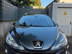 Grau Gebraucht 2010 Peugeot 308 Kombi | 5.900 € (Fairer Preis)