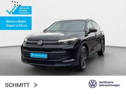 Deep black perleffekt Gebraucht 2024 VW Tiguan Life SUV | 36.499 € (Guter Preis)