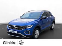 Ravennablau metallic Gebraucht 2023 VW T-Roc Move SUV | 30.660 € (Etwas zu teuer)