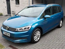 Blau Gebraucht 2016 VW Touran Comfortline Van / Kleinbus | 14.900 € (Guter Preis)