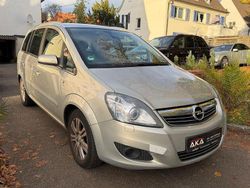 Grau Gebraucht 2009 Opel Zafira Innovation Van / Kleinbus | 3.550 € (Fairer Preis)