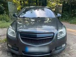 Grau Gebraucht 2012 Opel Insignia OPC Limousine | 3.900 € (Etwas zu teuer)
