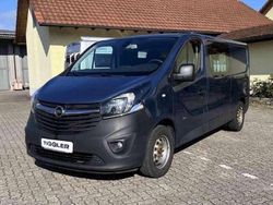 Blau Gebraucht 2014 Opel Vivaro Van / Kleinbus | 6.000 €