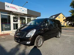 Braun Gebraucht 2017 Hyundai H-1 Van / Kleinbus | 17.450 € (Fairer Preis)