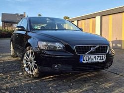 Schwarz Gebraucht 2006 Volvo S40 Summum Limousine | 2.700 € (Guter Preis)