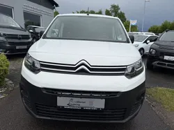 Weiß Gebraucht 2020 Citroën Berlingo PureTech Van / Kleinbus | 14.960 € (Guter Preis)