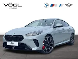 Grau Gebraucht 2025 BMW 220 Performance Coupé | 47.940 €