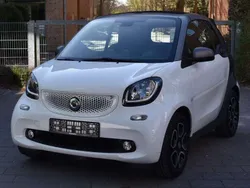 Weiß Gebraucht 2018 Smart ForTwo Cabrio Basis Cabrio | 13.490 € (Guter Preis)