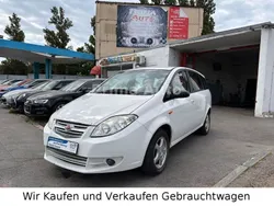 Weiß Gebraucht 2012 Landwind CV9 Van / Kleinbus | 2.500 €